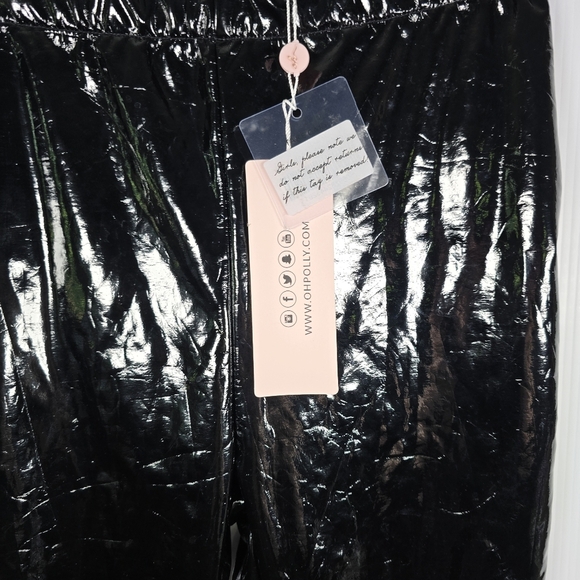 NWT Oh Polly Love Shine Vinyl Skinny Leg Trousers in Black Size 4 - Picture 2 of 14